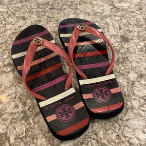 Tory Burch flip flops - size 8